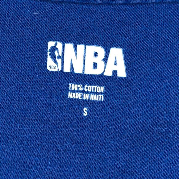 NBA OKC Thunder V Neck T Shirt - Picture 3 of 3